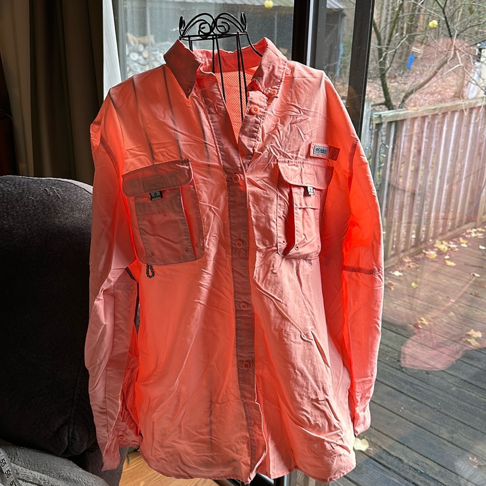 Columbia sports, professional, fishing gear blouse women